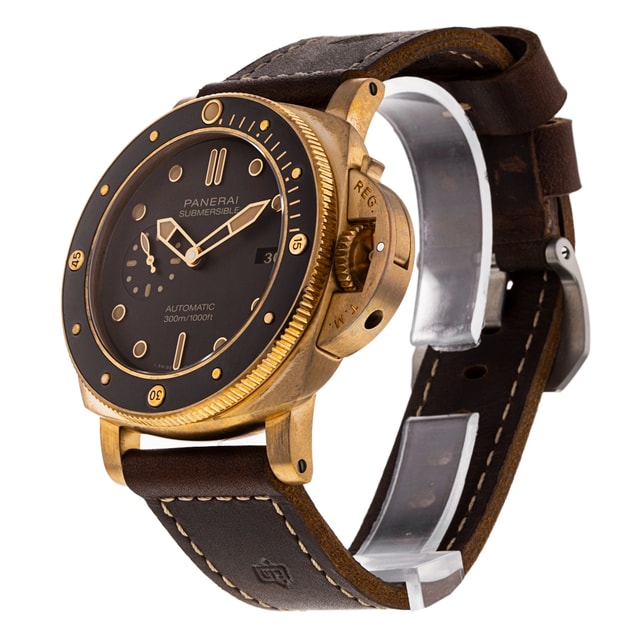 Panerai Submersible PAM00968 Image 2